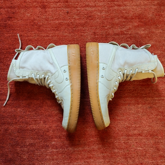 Nike SF Air Force 1 High Light Bone Gum Button Sneakers Shoes Women's Size 9.5 - Picture 4 of 12